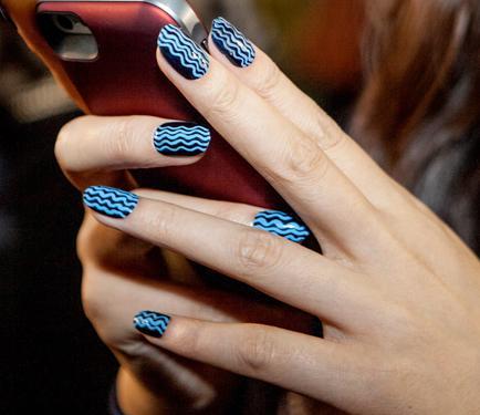 Как создать 4 разных дизайнов ногтей с Нью-Йоркской Неделей моды